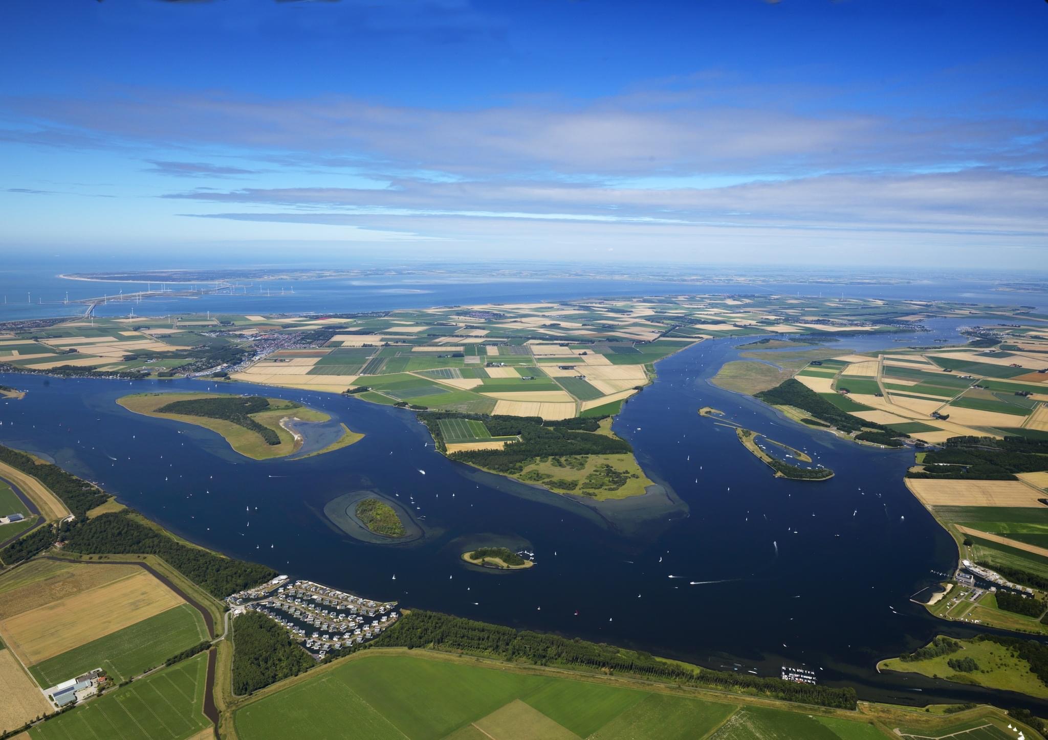 1a4ec9d2-9c33-46fe-a511-ec23b3e39409